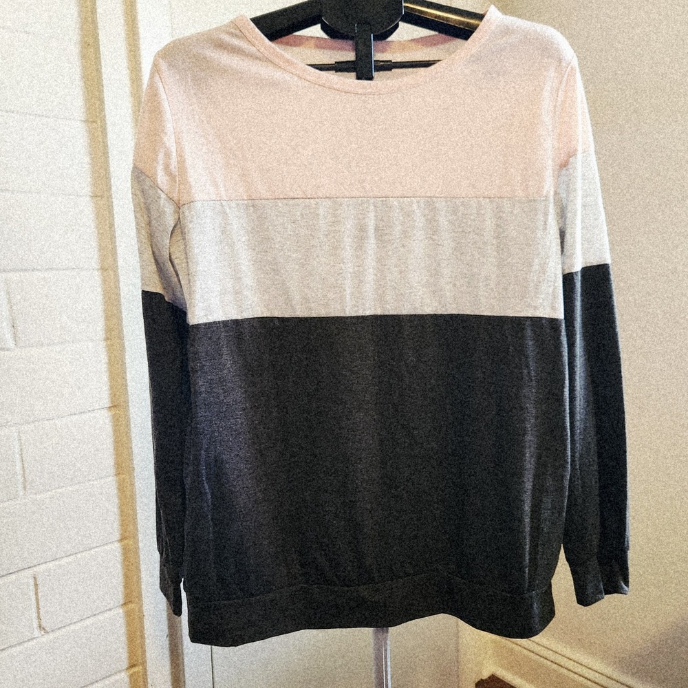 Womens Colorblock Long Sleeve Pullover Top Pink Gray Charcoal Size L